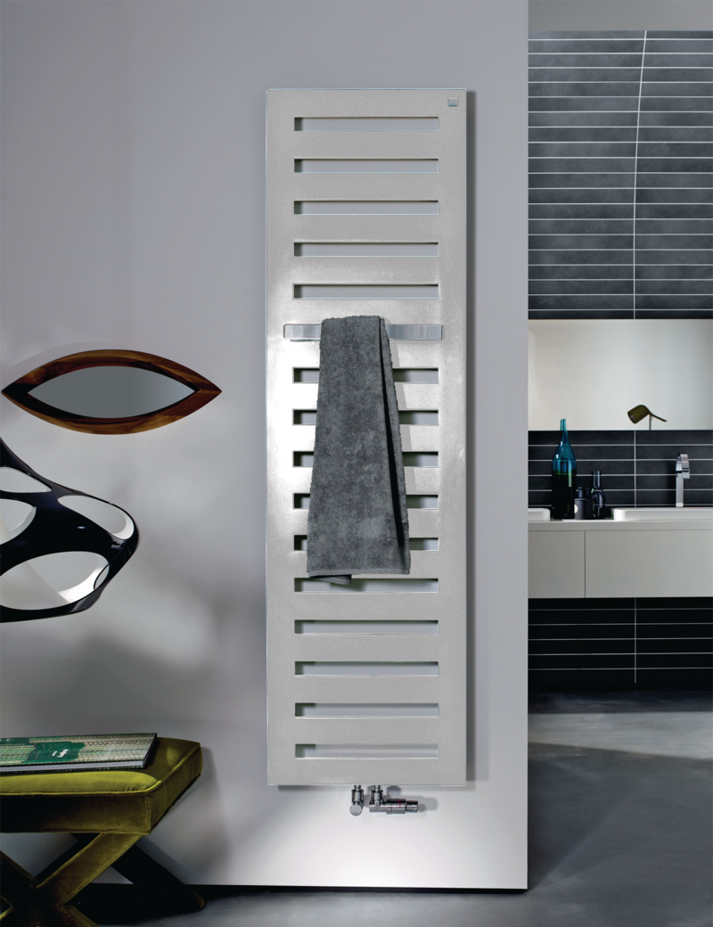 Zehnder Metropolitan Bar - Teplovodní provoz