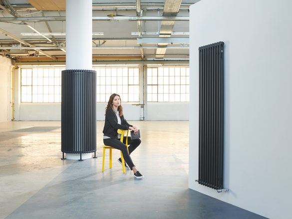 Photograph Zehnder Charleston Electric Decorative radiator Side view